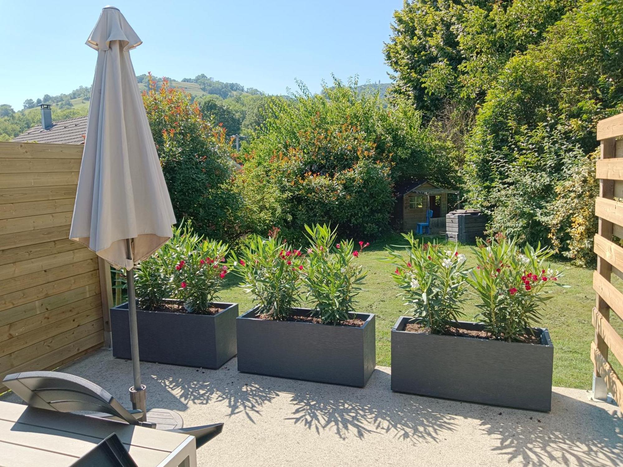 Chalet 2 Chambres En Savoie Pour 1 A 4 Personnes Gerbaix Exterior photo